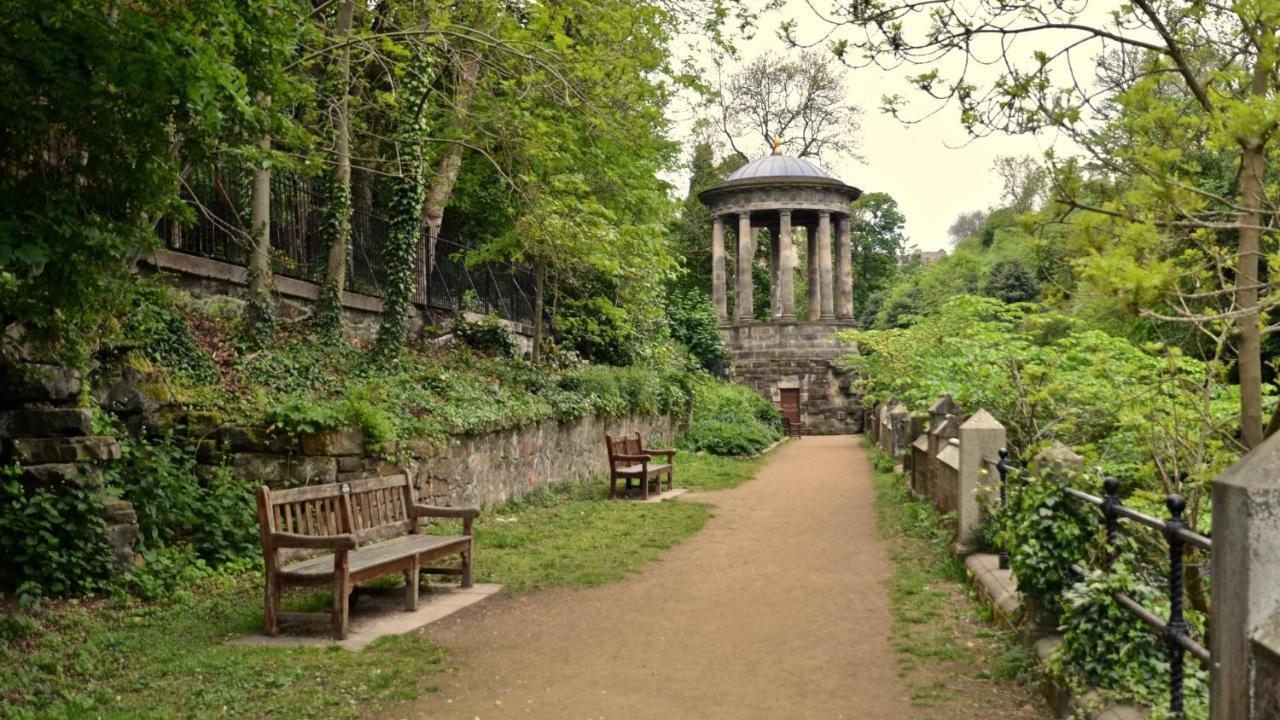 Historic Dean Village Treasure, Sleeps 4 Edinburgh Luaran gambar